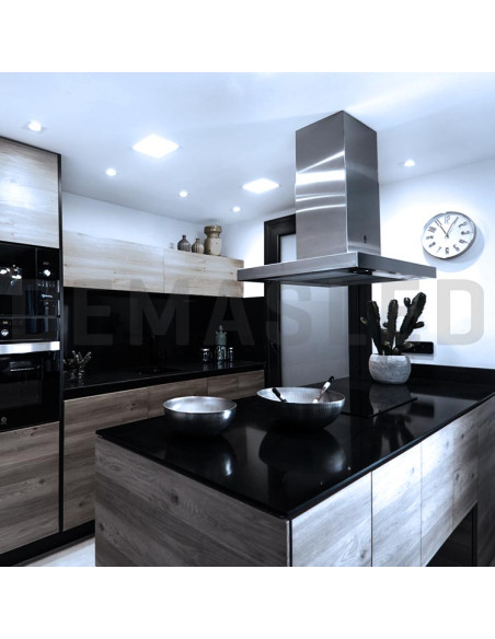 Panel LED cuadrado blanco de 30x30cm, 24W 1920lm, empotrar