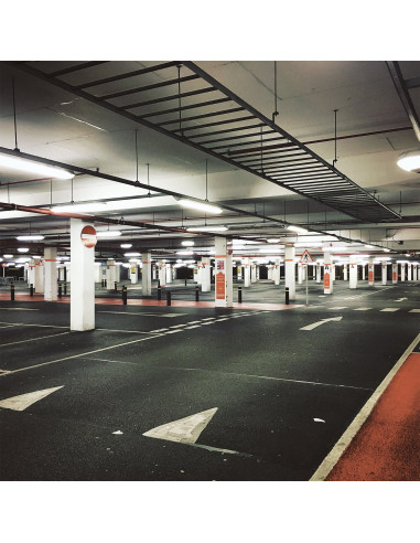 Plafón de techo modelo PANTALLA IP65 2x600 en color Blanco para 2XG13 (no incluida)