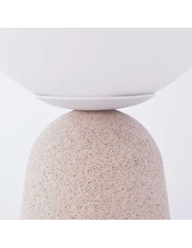 Lámpara sobremesa CRE cemento con 1 globo opal